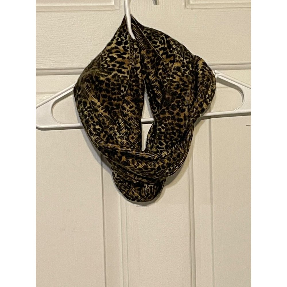 Michael Michael Kors One Size Womens Leopard Print Infinity Scarf #G-3-21